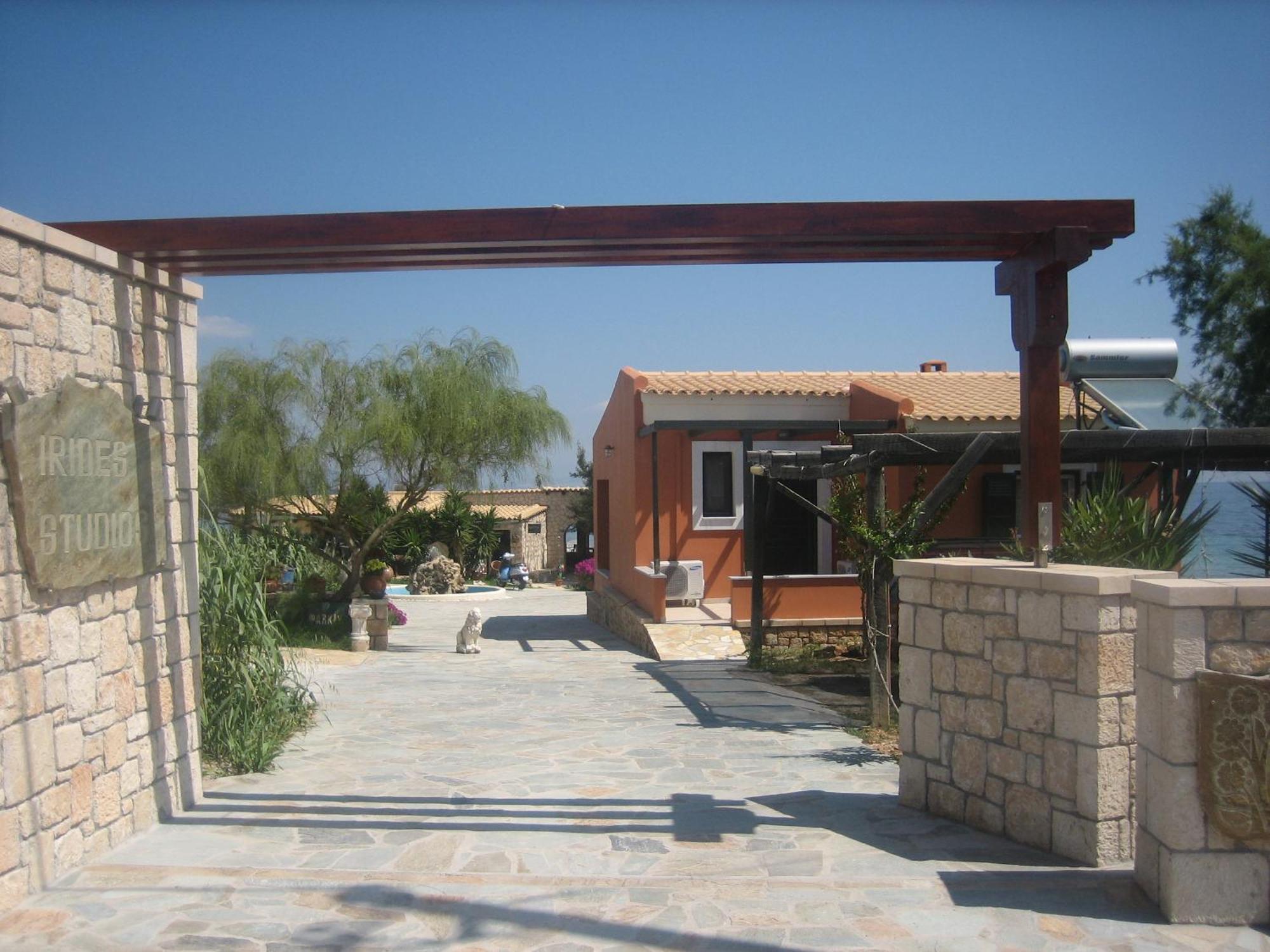 Aparthotel Irides à Souvala Extérieur photo