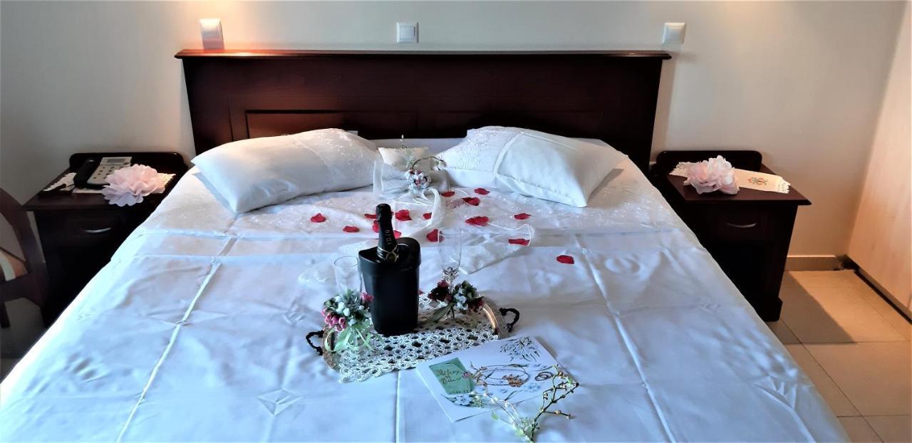 Aparthotel Irides à Souvala Extérieur photo